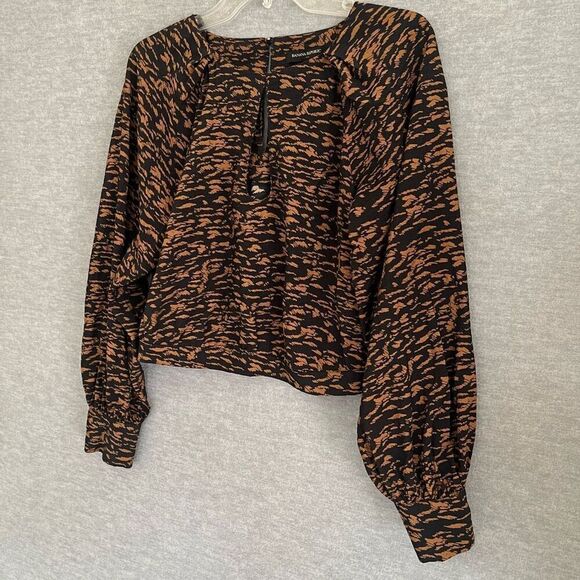 Banana Republic Keyhole Cropped Top Womens Small Bishop Sleeve Exotic Mob Wife - Picture 5 of 12